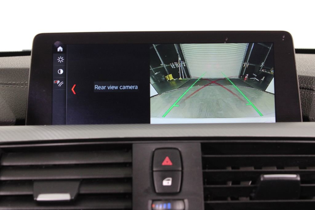 Used 2018 BMW 330e w/ M Sport Package image 29