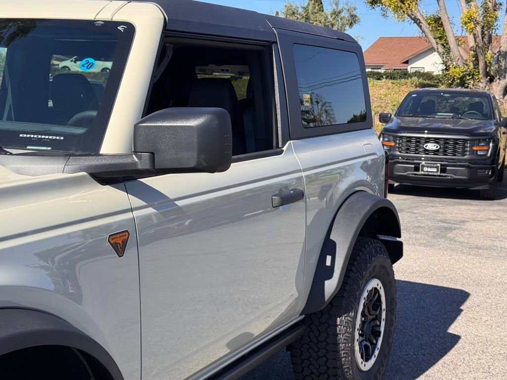 New 2026 Ford Bronco Badlands image 9