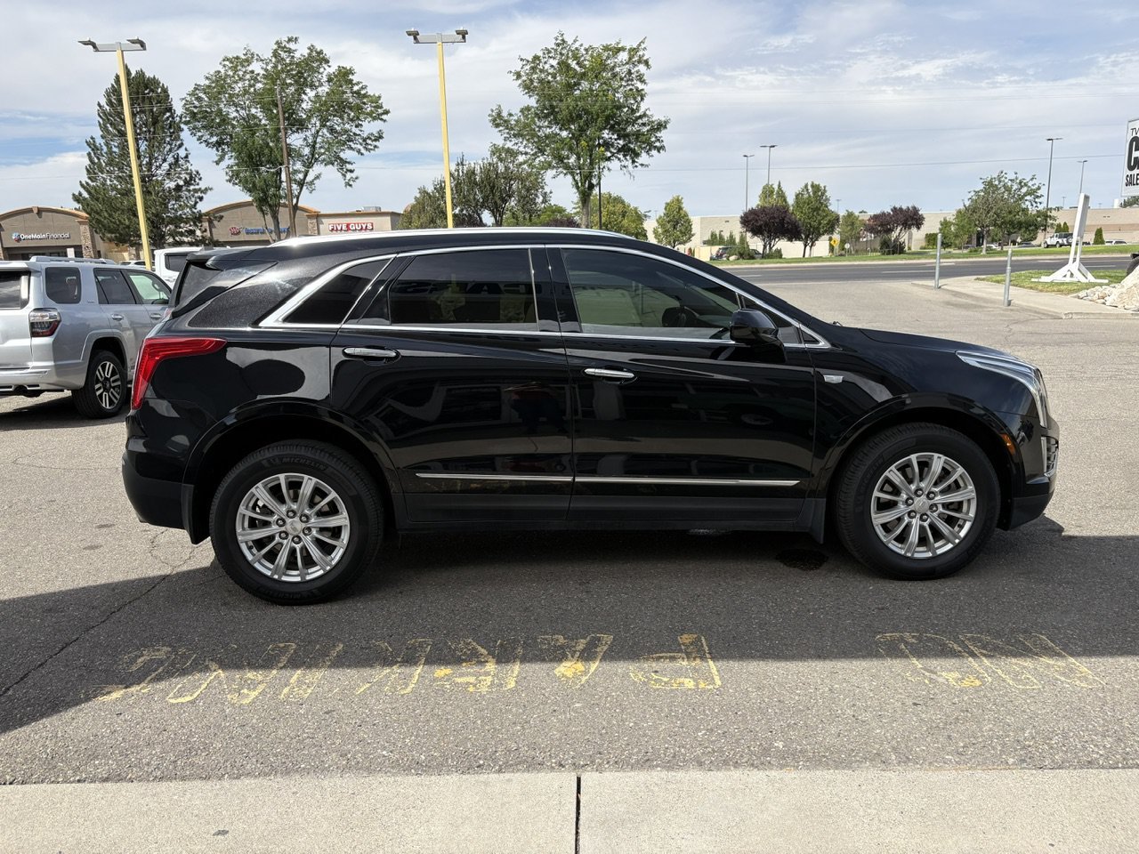 Certified 2018 Cadillac XT5 FWD image 4
