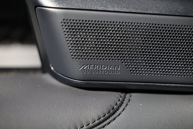 New 2025 Land Rover Range Rover Long Wheelbase SE image 22