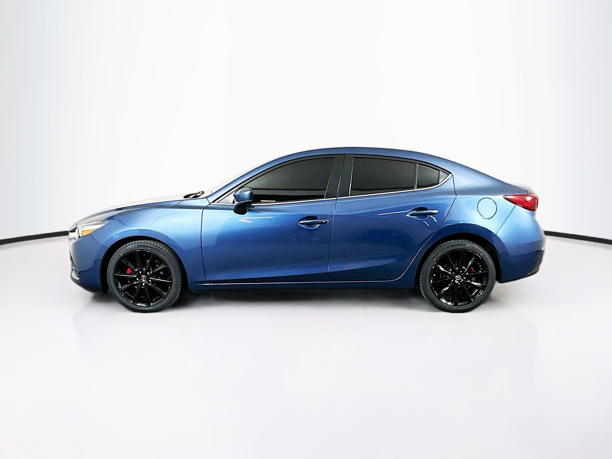 Used 2017 MAZDA MAZDA3 Touring FWD image 4