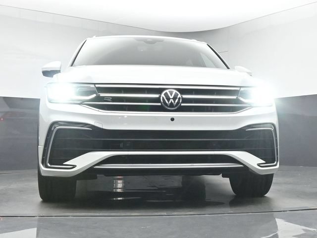 Used 2022 Volkswagen Tiguan SEL R-Line AWD/4WD image 11