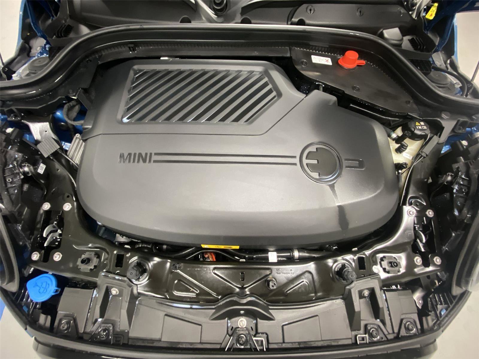 Certified 2024 MINI Cooper SE FWD image 22
