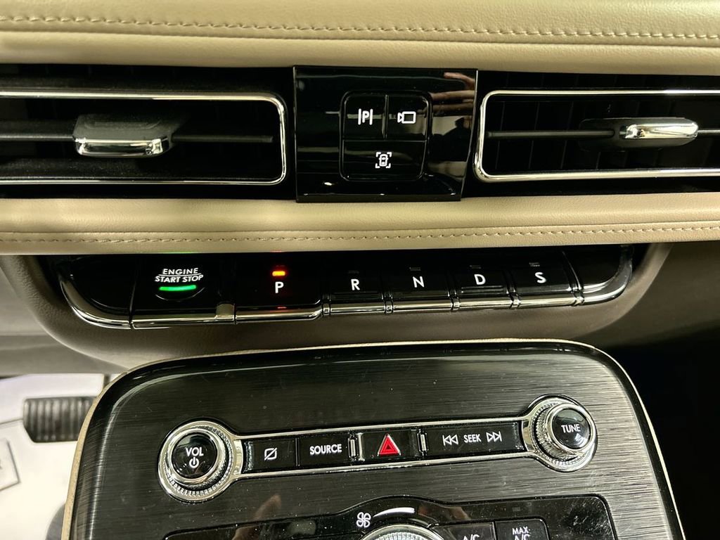 Used 2023 Lincoln Nautilus Reserve w/ Equipment Group 201A image 18