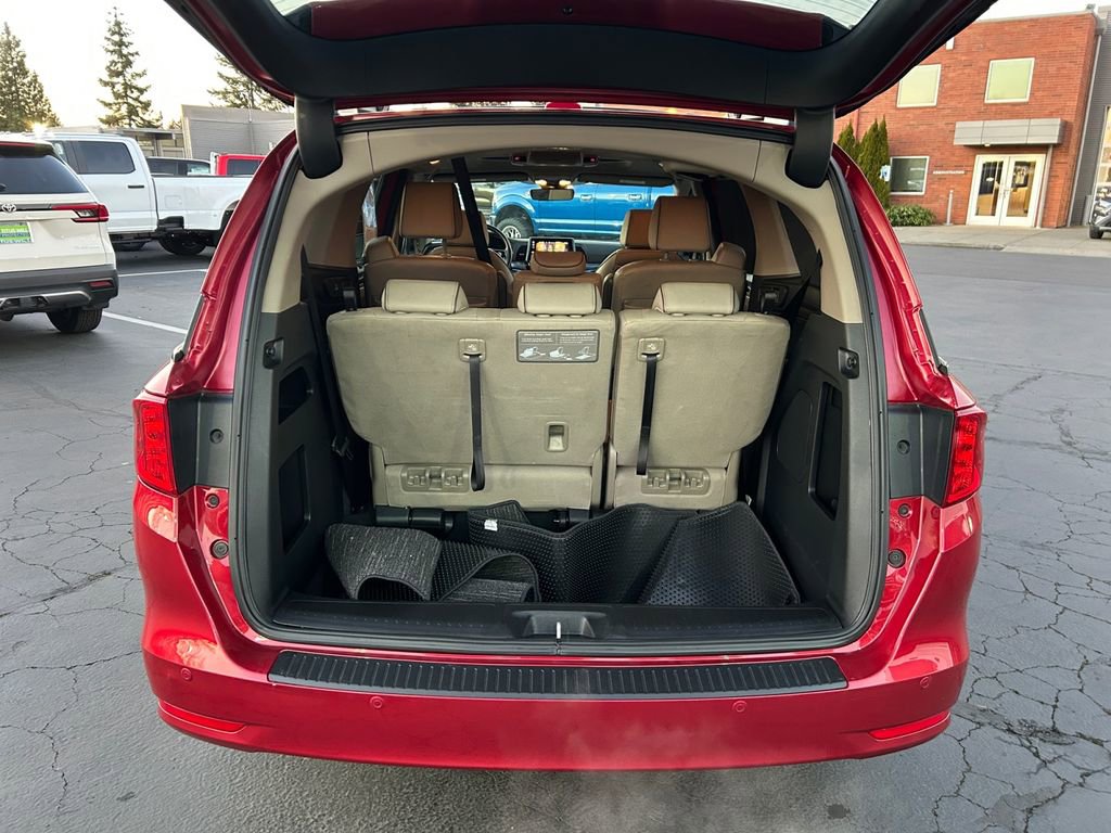 Used 2023 Honda Odyssey Elite image 24
