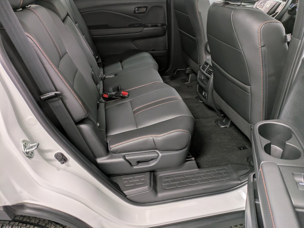 Certified 2022 Honda Passport TrailSport image 26