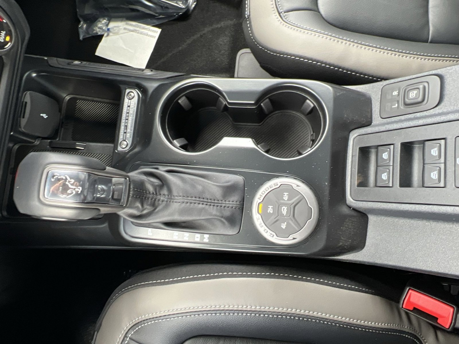 New 2025 Ford Bronco Outer Banks image 22