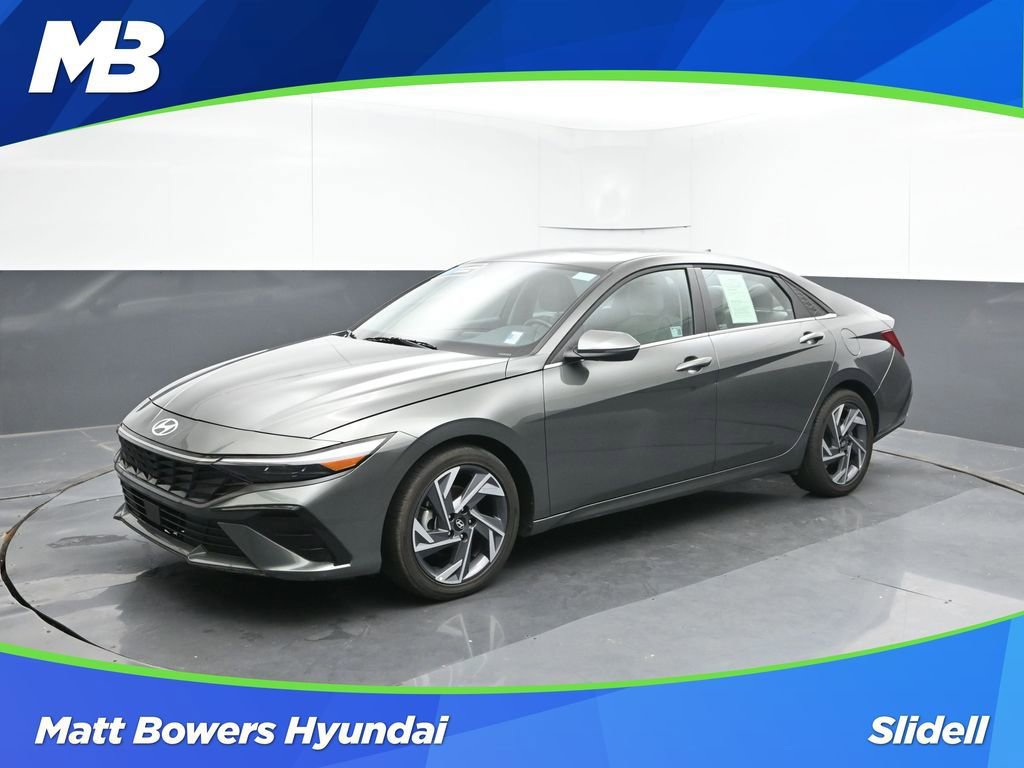 Used 2025 Hyundai Elantra Limited FWD image 1
