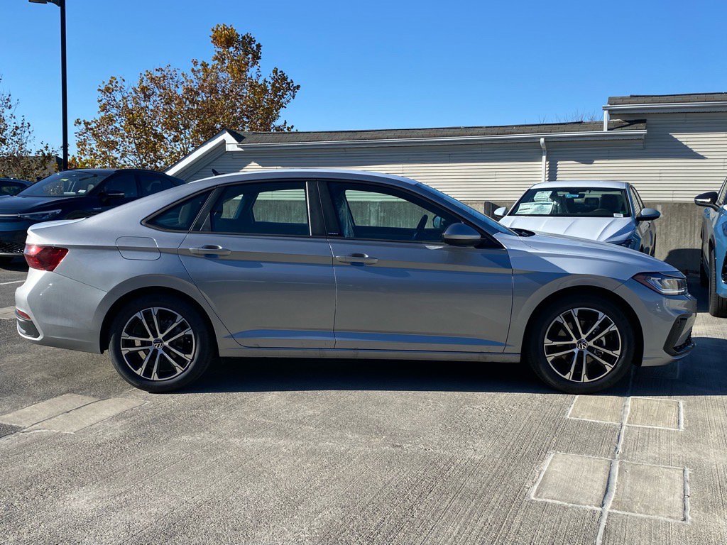 New 2026 Volkswagen Jetta Sport image 2
