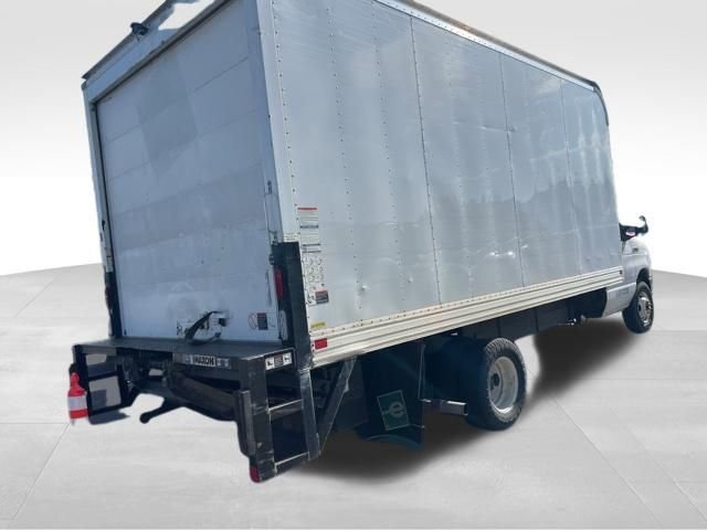 Used 2022 Ford E-450 and Econoline 450 Super Duty RWD image 8