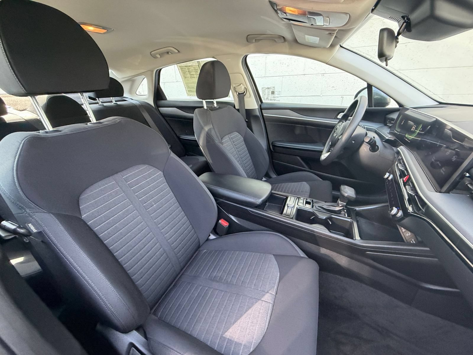 Used 2025 Kia K5 LXS FWD image 35