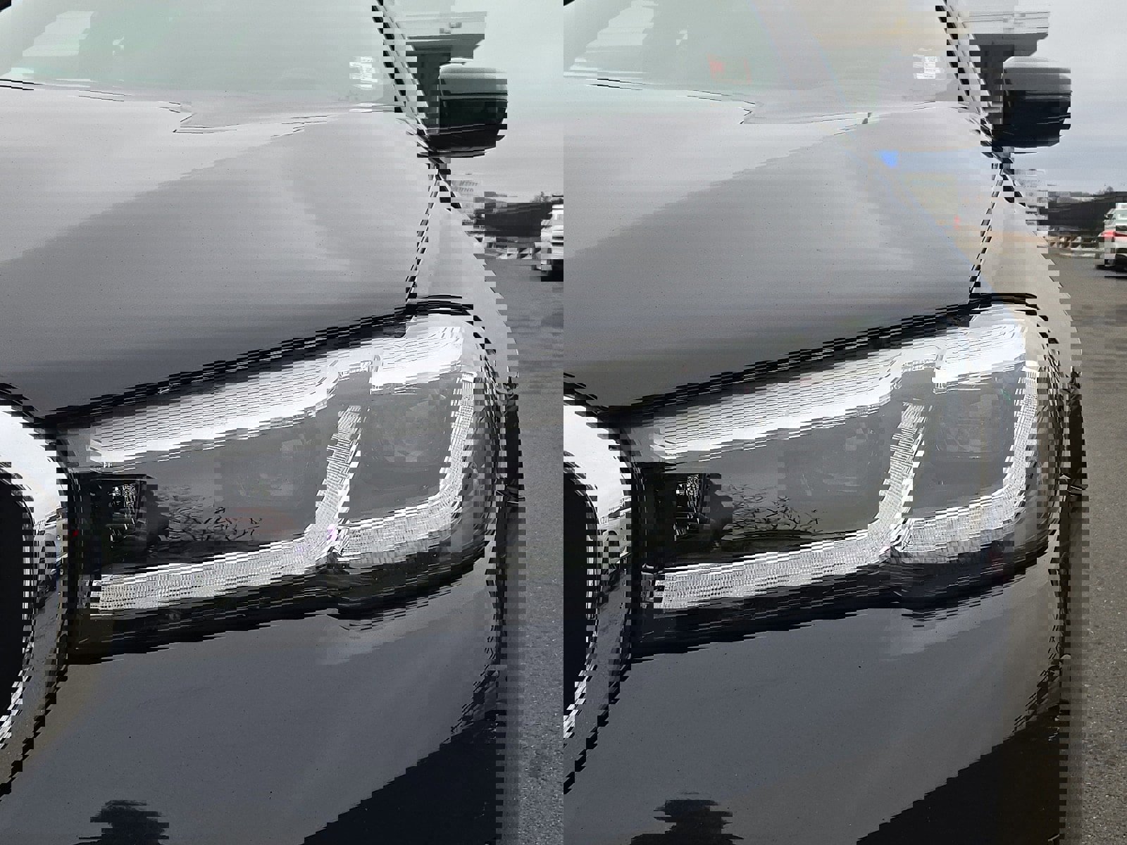 Used 2023 BMW 540i xDrive w/ Convenience Package image 9