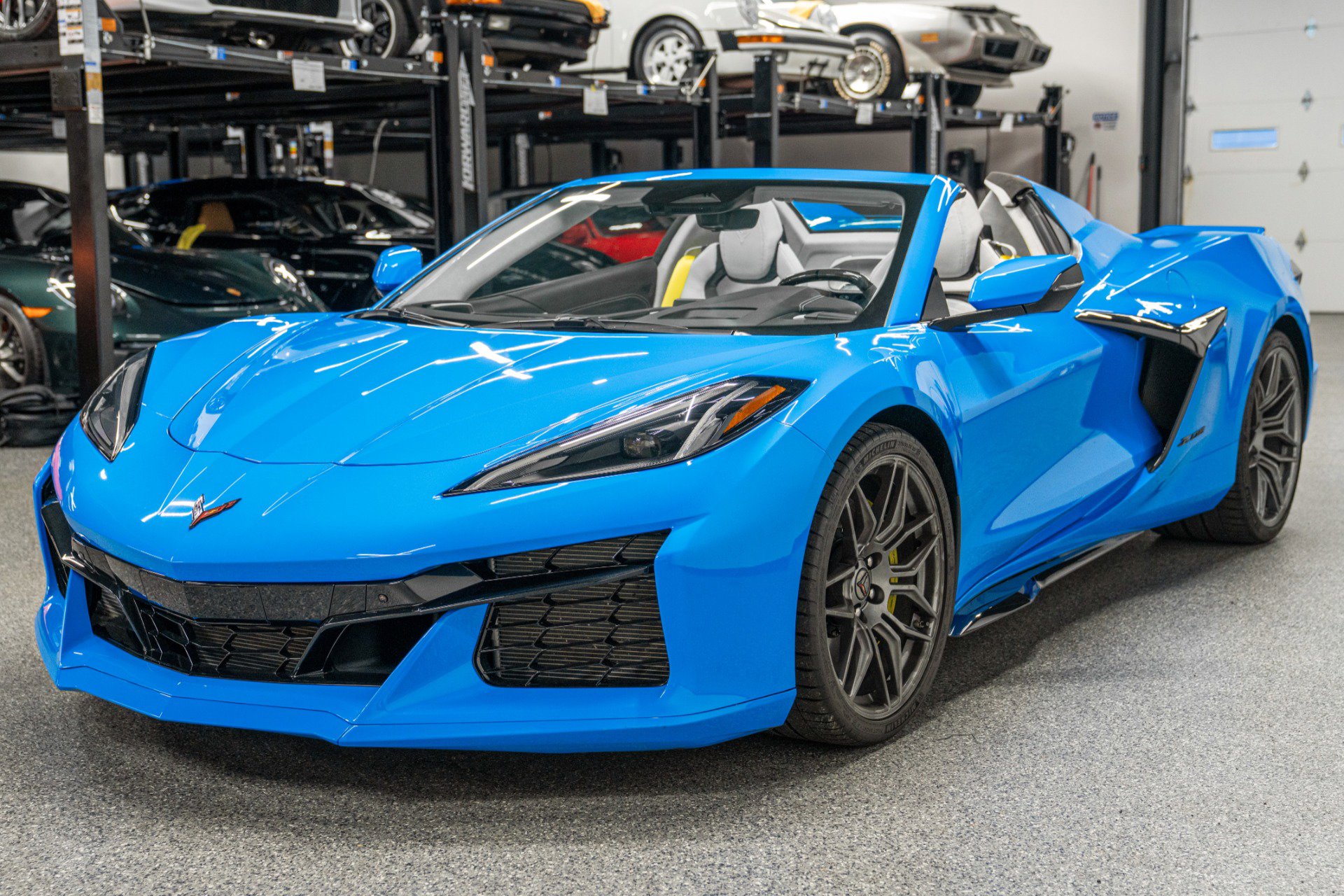 Used 2024 Chevrolet Corvette Z06 w/ Battery Protection Package image 5