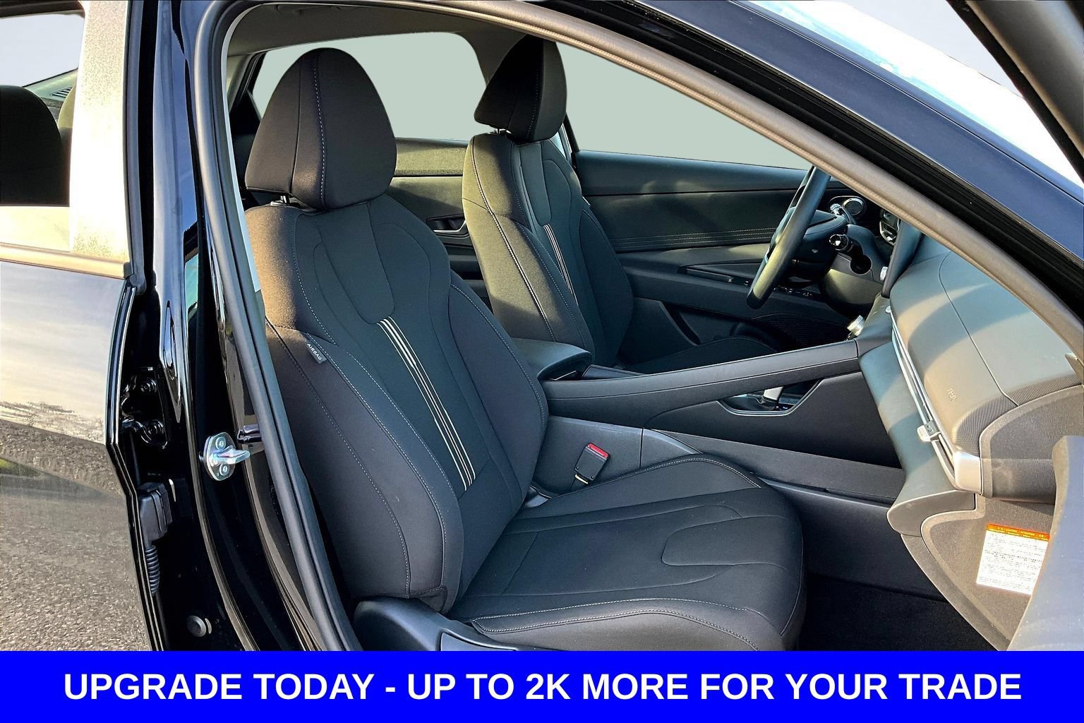 New 2026 Hyundai Elantra Hybrid FWD image 14