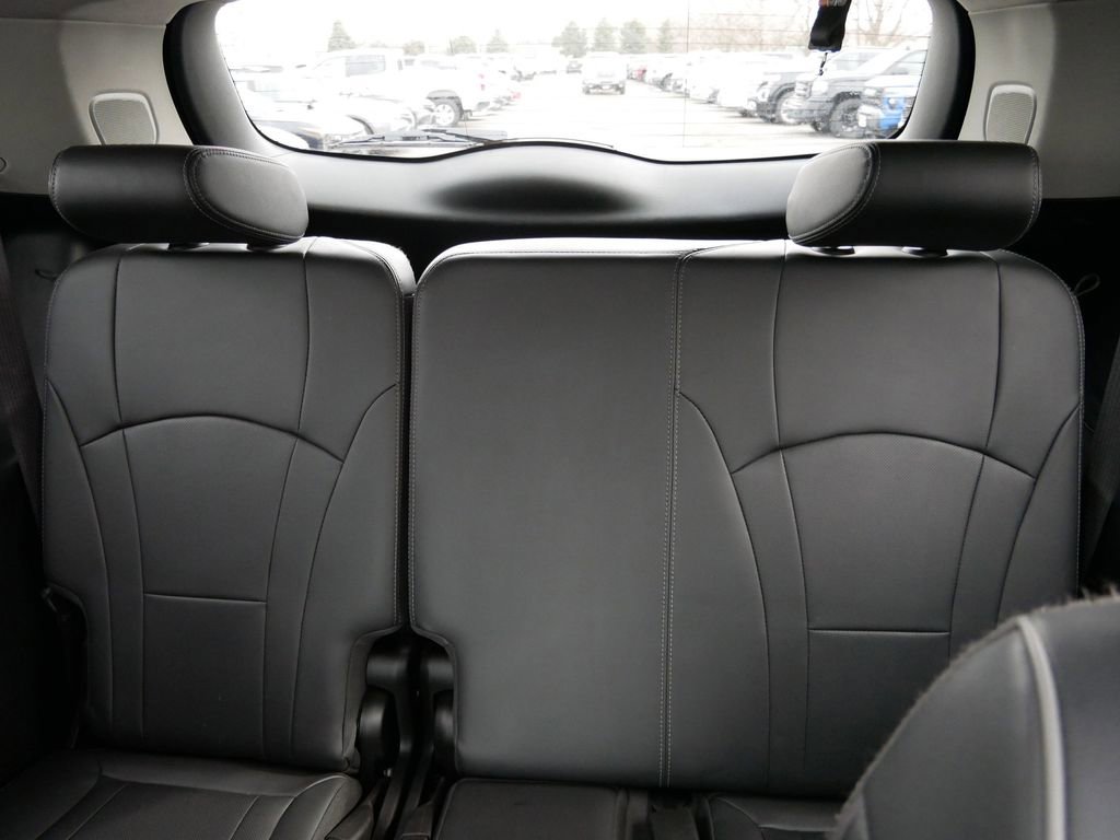 Used 2021 Buick Enclave Avenir w/ Avenir Technology Package image 12