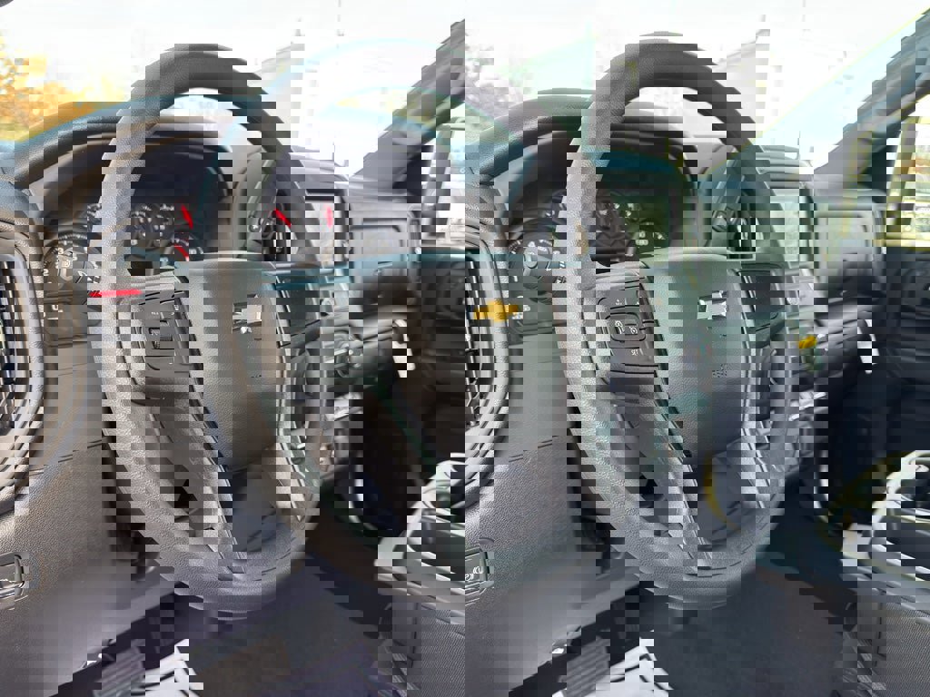 New 2026 Chevrolet Silverado 2500 Custom w/ Custom Convenience Package image 29