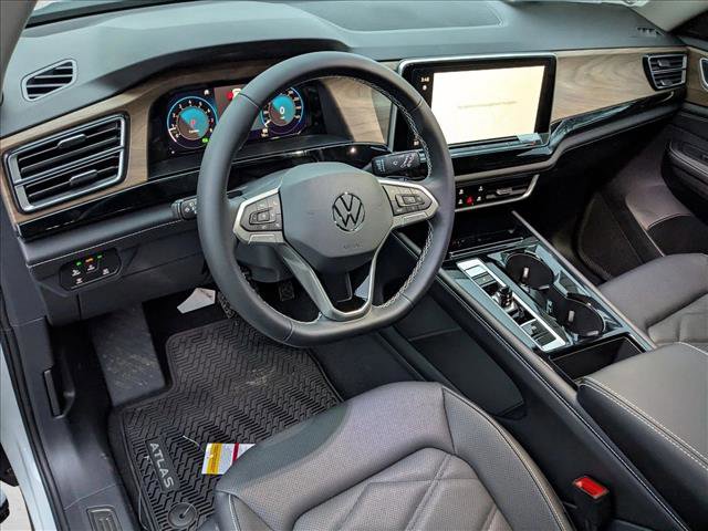 New 2026 Volkswagen Atlas SE image 3