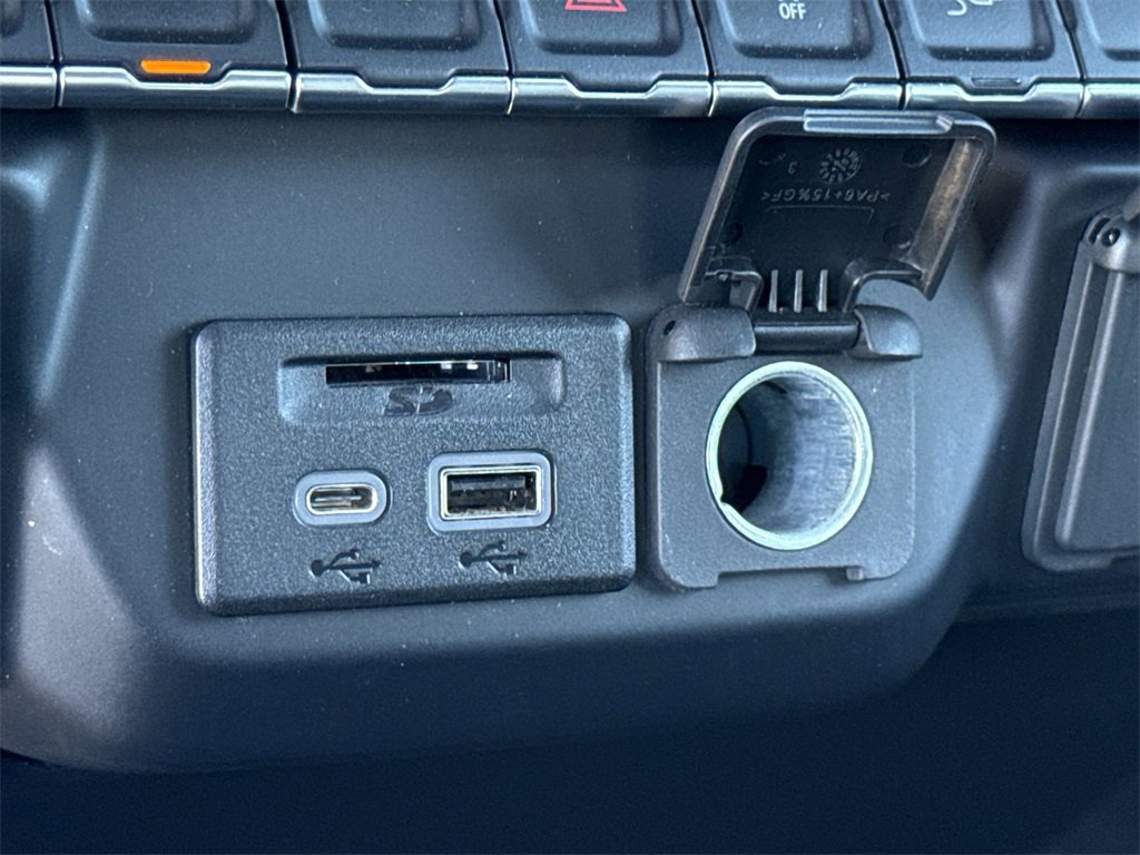 Used 2019 Chevrolet Silverado 1500 LT w/ All-Star Edition image 35