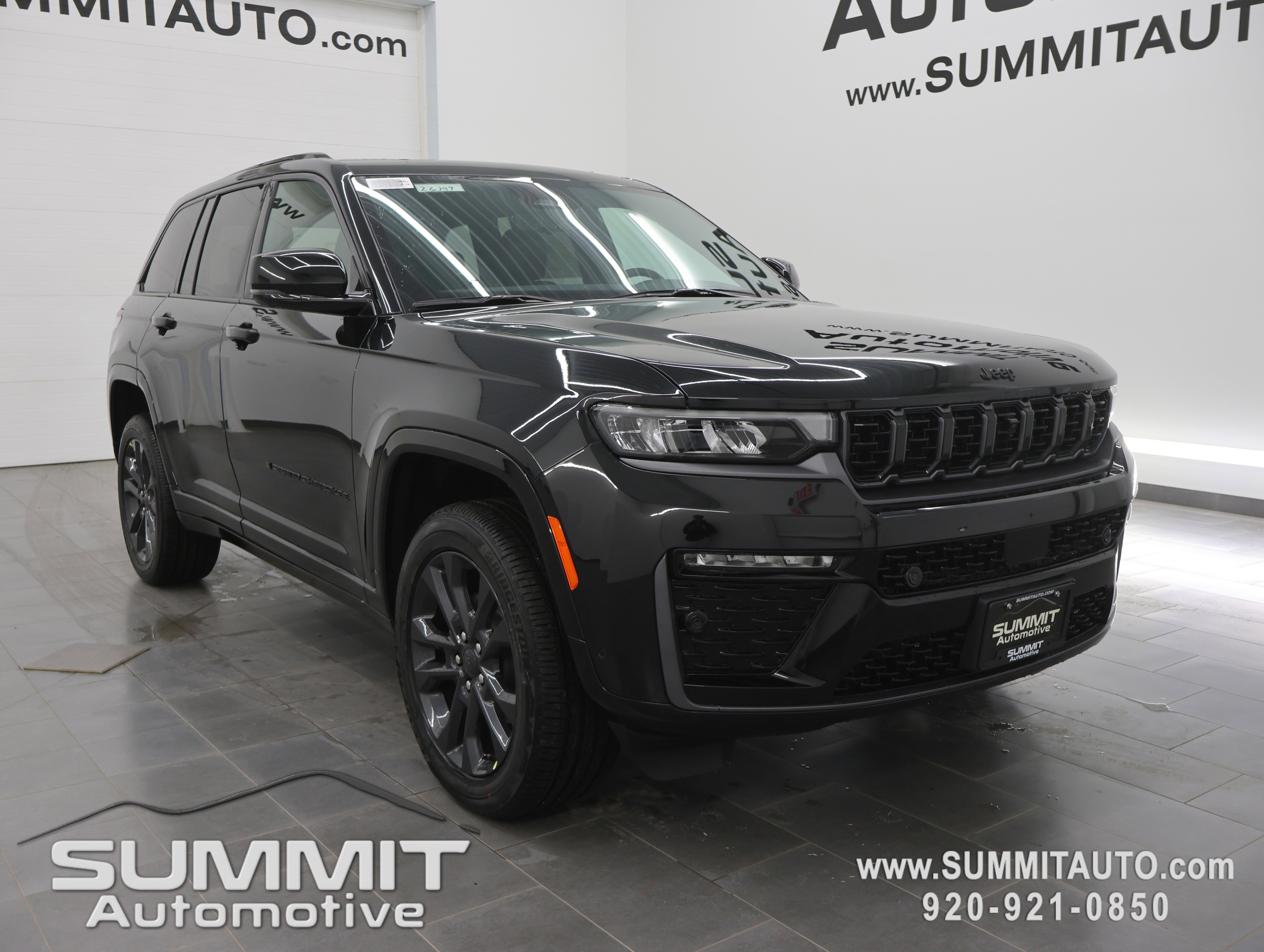 New 2026 Jeep Grand Cherokee Limited Reserve image 2