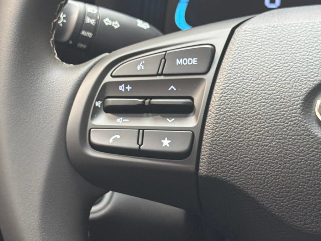 New 2026 Hyundai Venue SEL FWD image 22