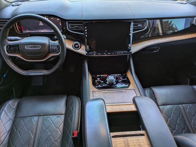 Used 2024 Jeep Grand Wagoneer L Series III image 17