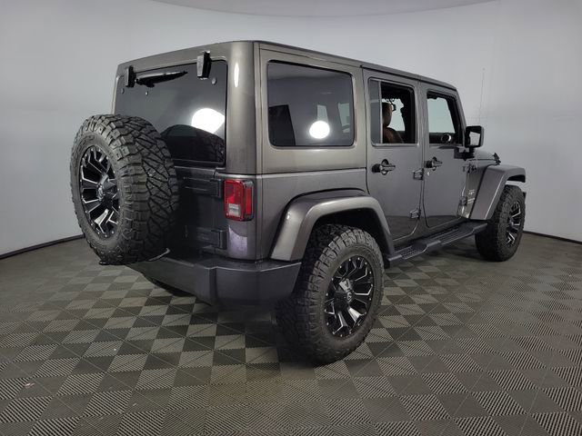 Used 2017 Jeep Wrangler Unlimited Sahara w/ Connectivity Group image 9