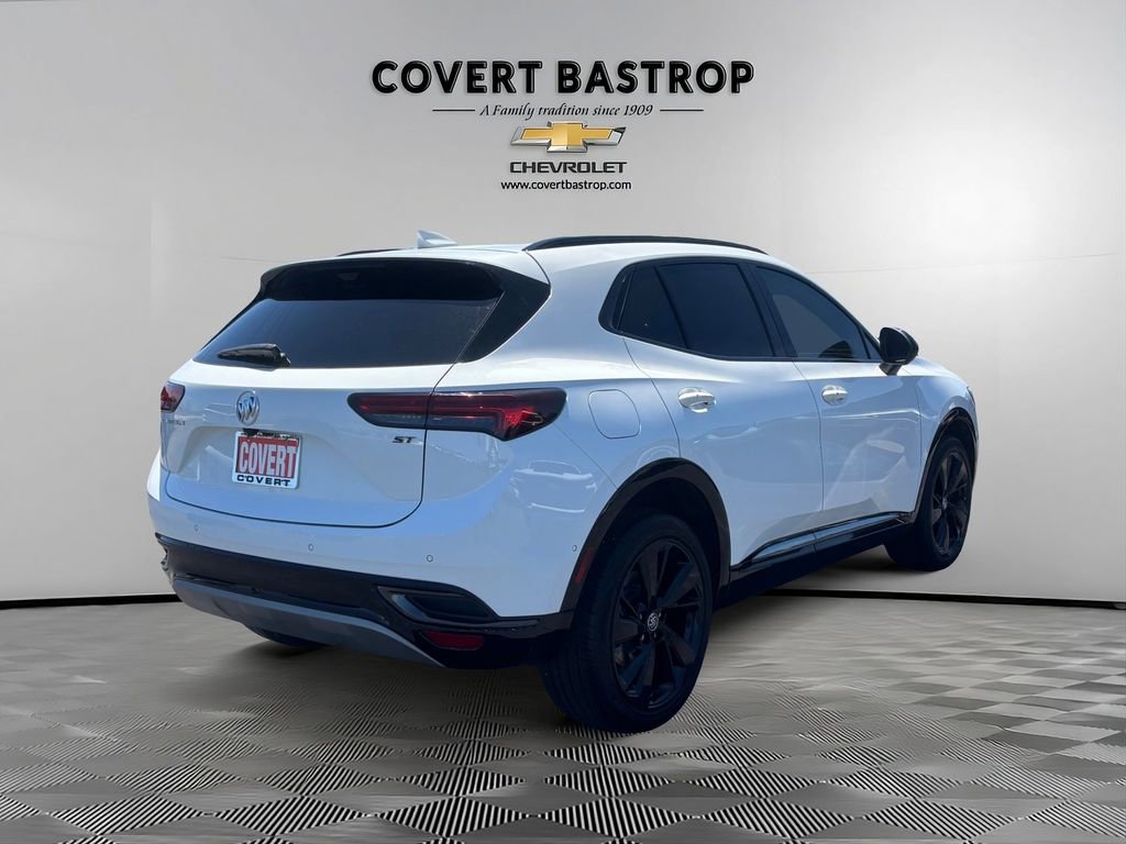 Used 2022 Buick Envision Essence w/ Technology Package II FWD image 5