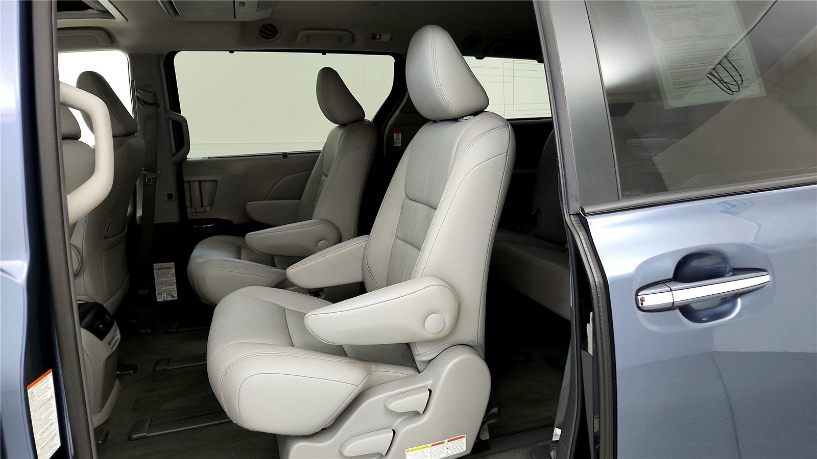 Used 2016 Toyota Sienna XLE Premium w/ Protection Package AWD/4WD image 22