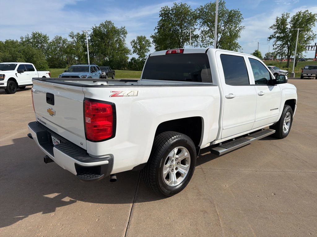 Used 2018 Chevrolet Silverado 1500 LT w/ All Star Edition AWD/4WD image 5