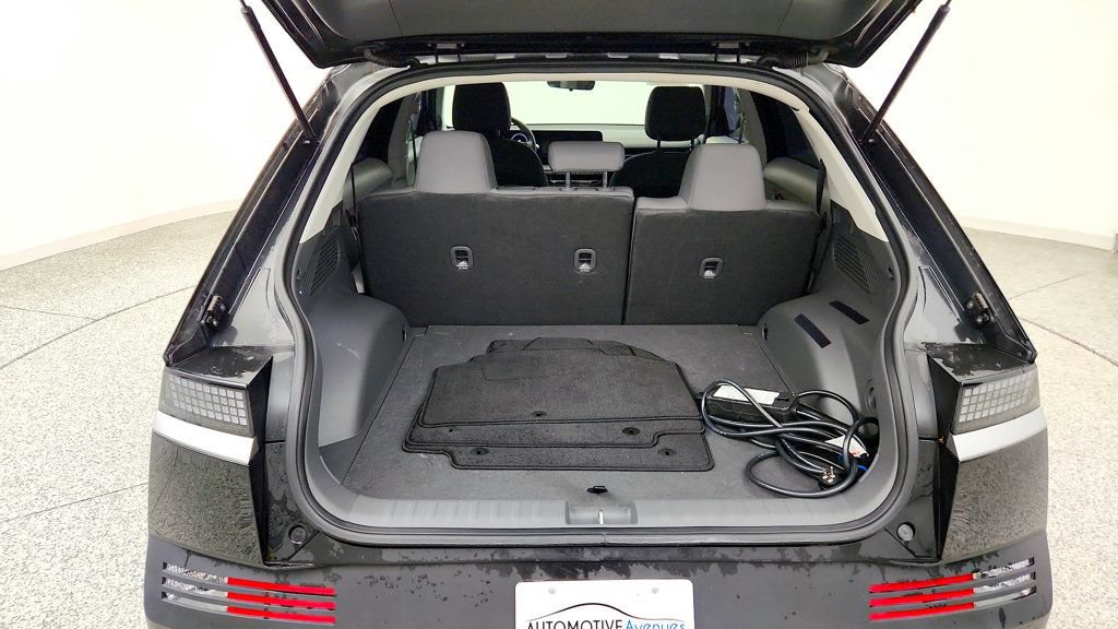 Used 2025 Hyundai Ioniq 5 SE RWD image 21
