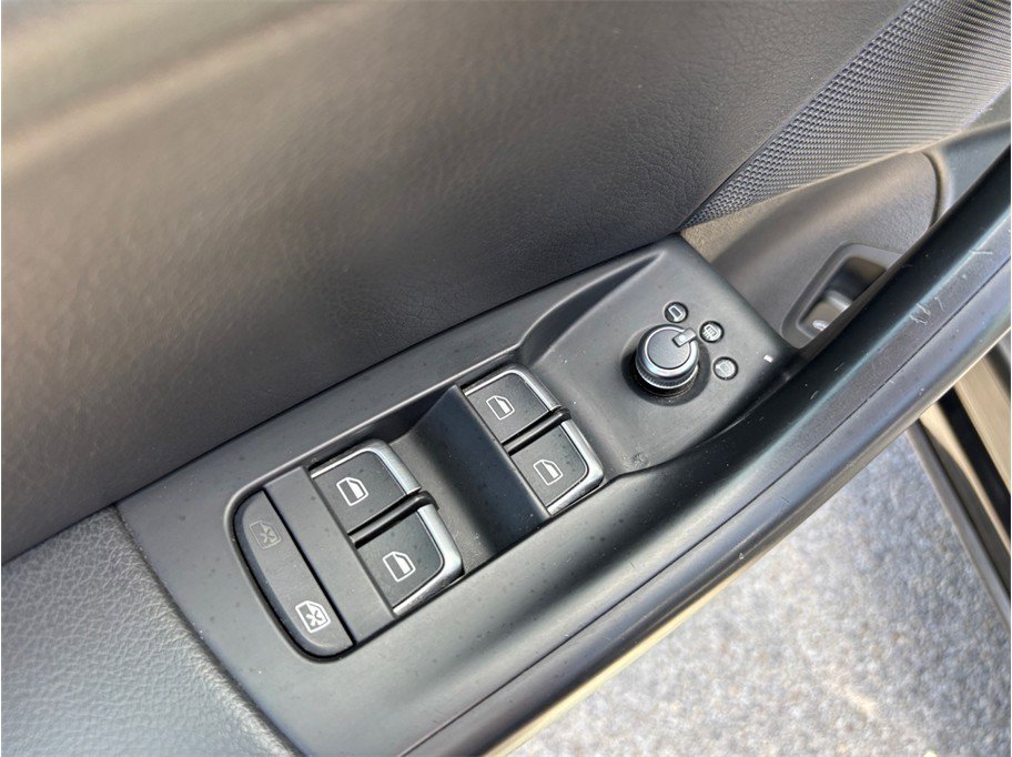 Used 2017 Audi Q3 2.0T Premium w/ Convenience Package AWD/4WD image 20