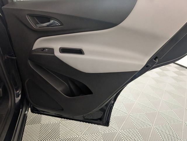 Used 2018 Chevrolet Equinox LT image 31