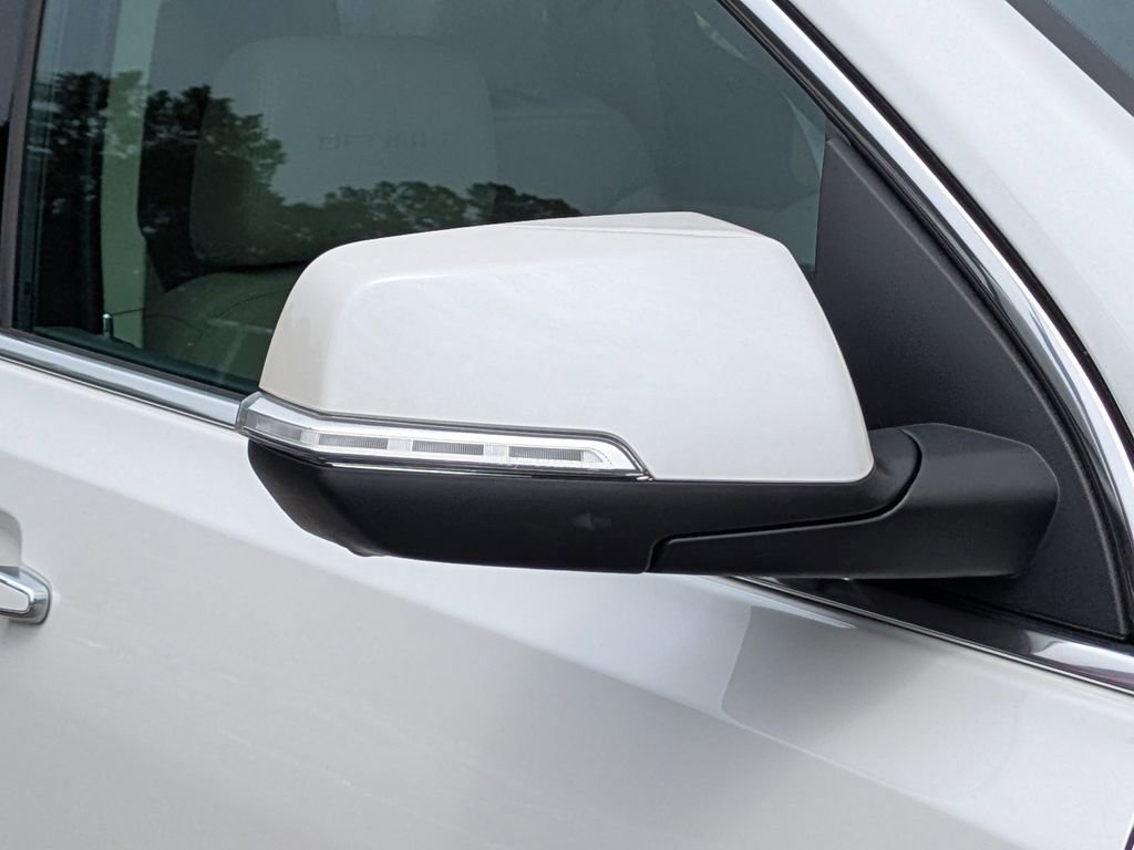 Used 2021 GMC Acadia Denali w/ Denali Technology Package image 11