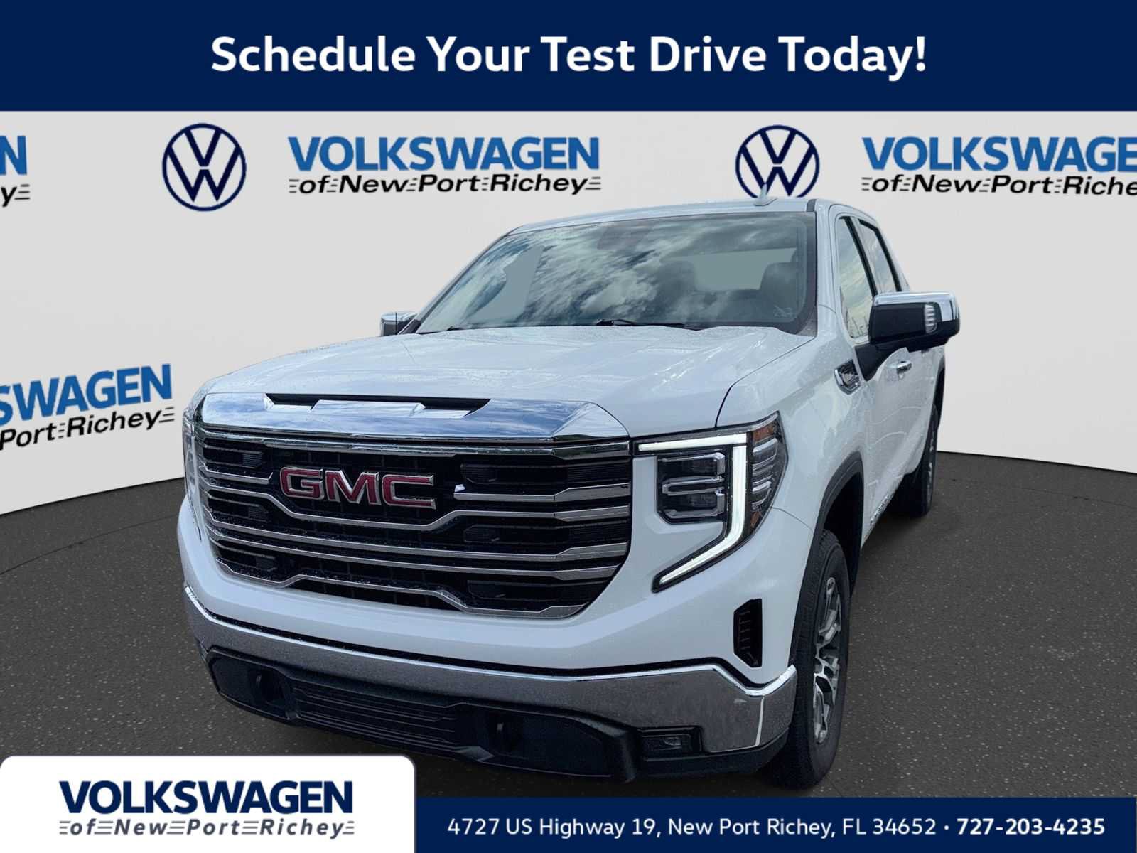Used 2025 GMC Sierra 1500 SLT AWD/4WD image 1