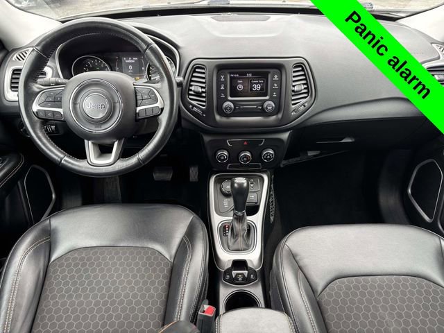 Used 2018 Jeep Compass Latitude w/ Trailer Tow Group image 25