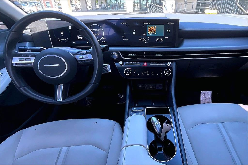 Certified 2024 Hyundai Sonata SEL w/ Convenience Package image 11