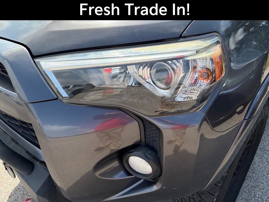 Used 2019 Toyota 4Runner TRD Off-Road Premium AWD/4WD image 4