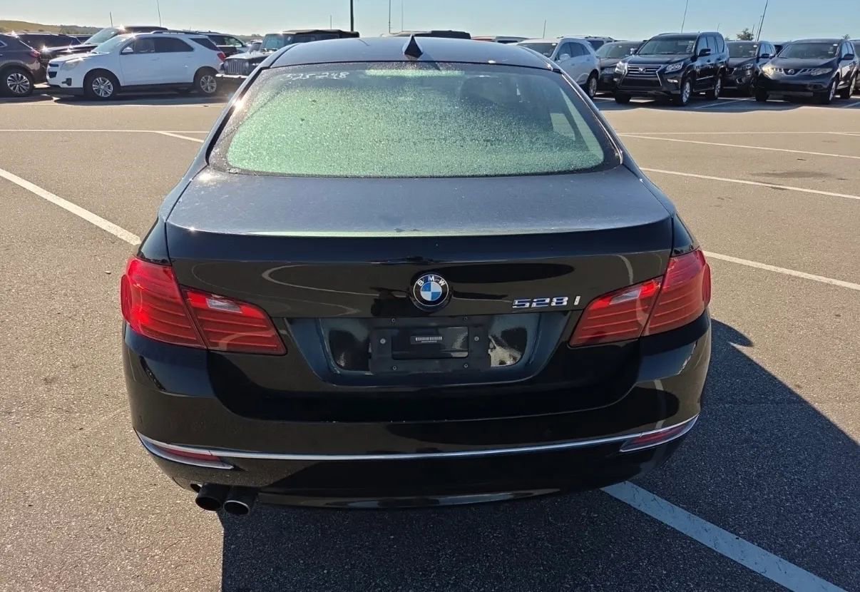 Used 2015 BMW 528i Sedan image 4