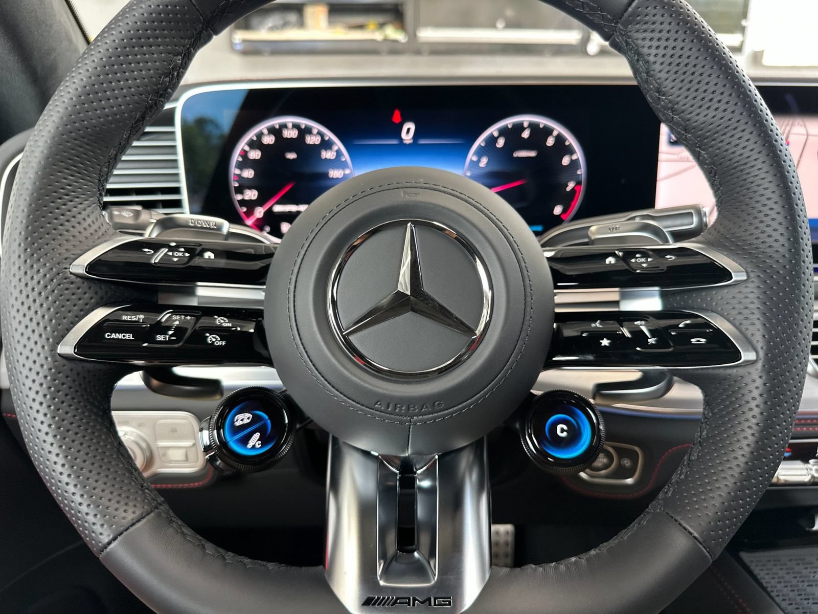 New 2026 Mercedes-Benz GLE 63 AMG S image 26