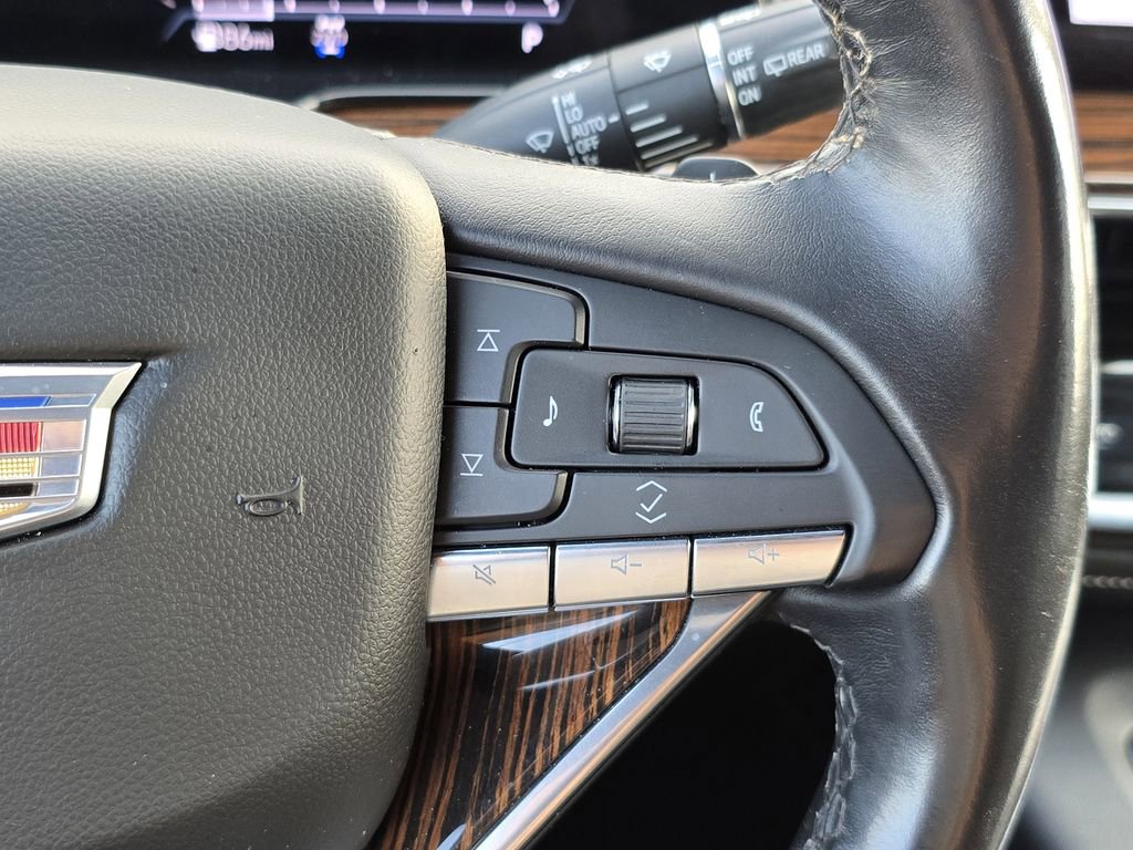 Used 2022 Cadillac Escalade ESV Premium Luxury image 41