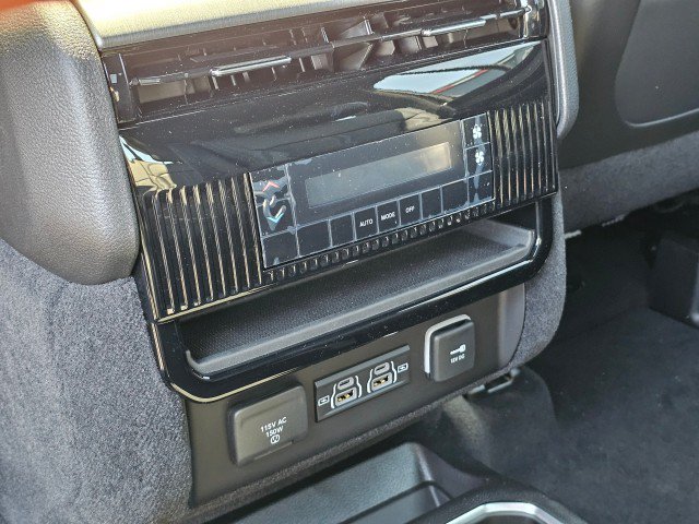 New 2026 Jeep Grand Wagoneer 4WD w/ Premium Group I image 23