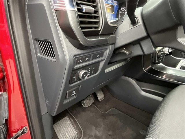 Certified 2022 Ford F150 XLT w/ Equipment Group 302A High image 29