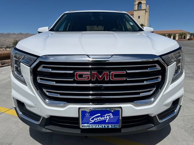 Used 2024 GMC Terrain SLT FWD image 8