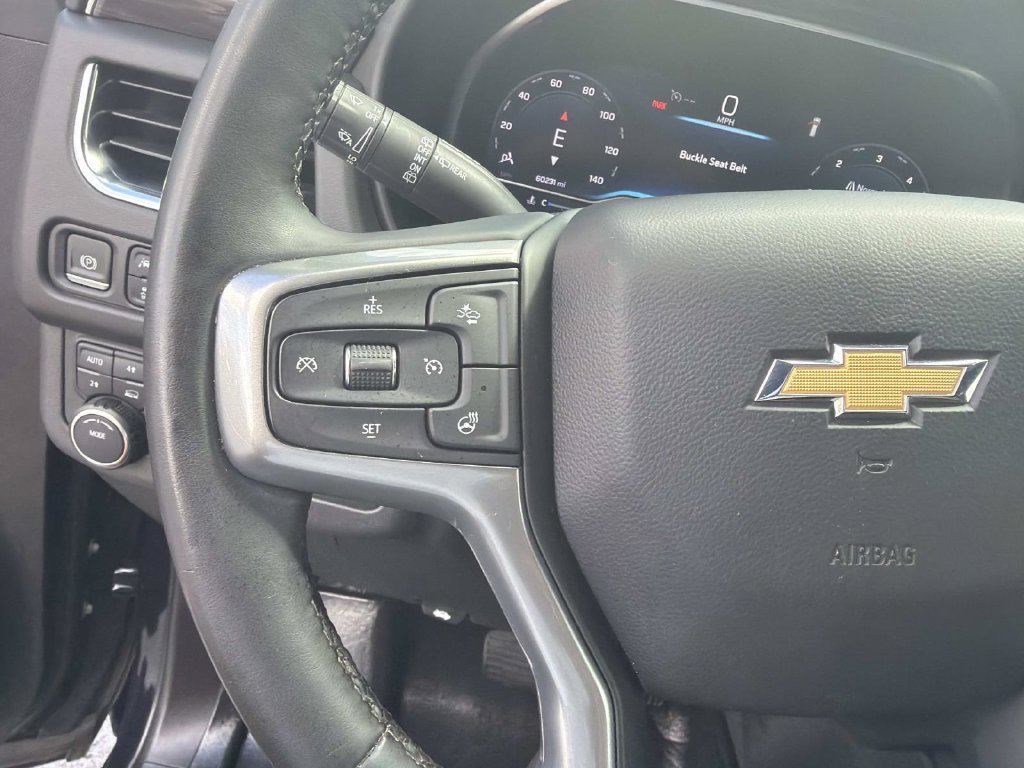 Used 2024 Chevrolet Suburban LT w/ Luxury Package AWD/4WD image 26