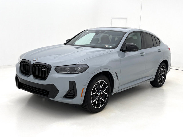 Certified 2025 BMW X4 M40i w/ Premium Package AWD/4WD image 4