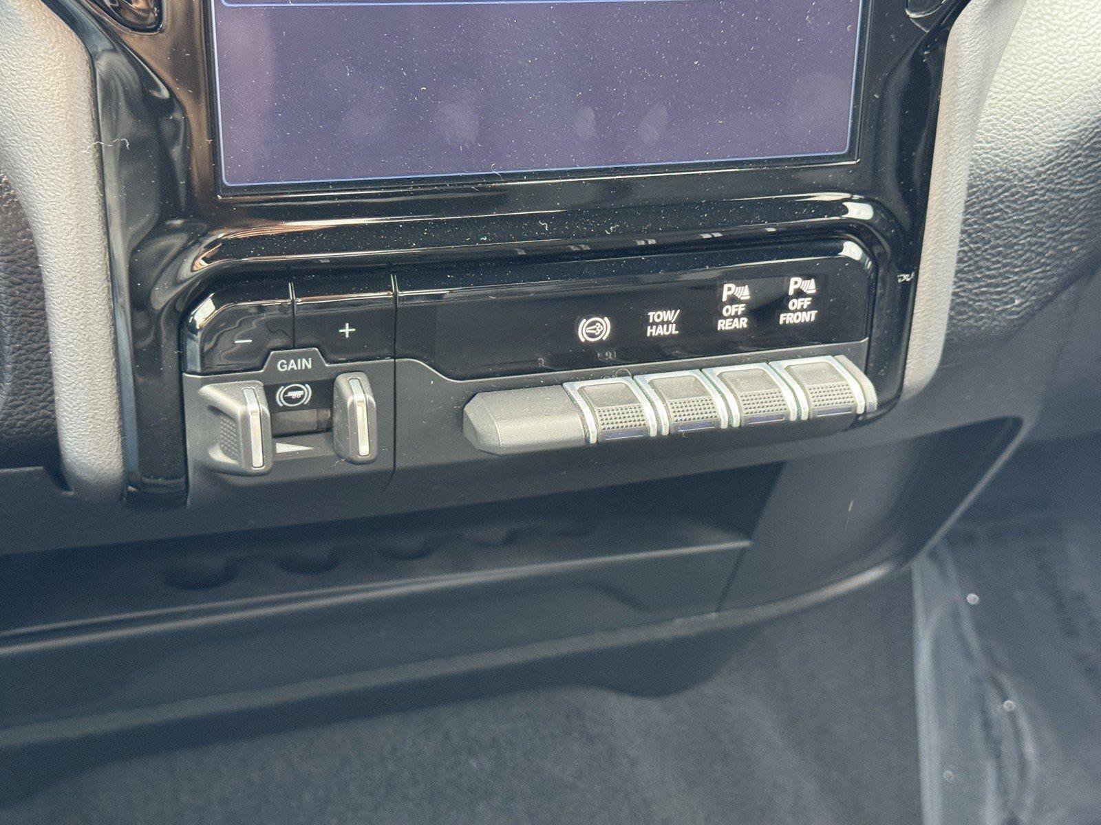 Certified 2026 RAM 2500 Big Horn AWD/4WD image 21