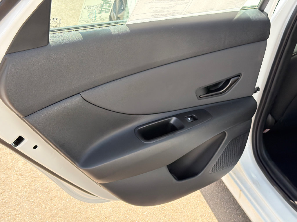 New 2026 Hyundai Elantra SEL Sport FWD image 22