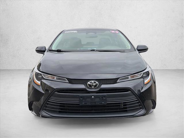 Used 2023 Toyota Corolla LE video 2