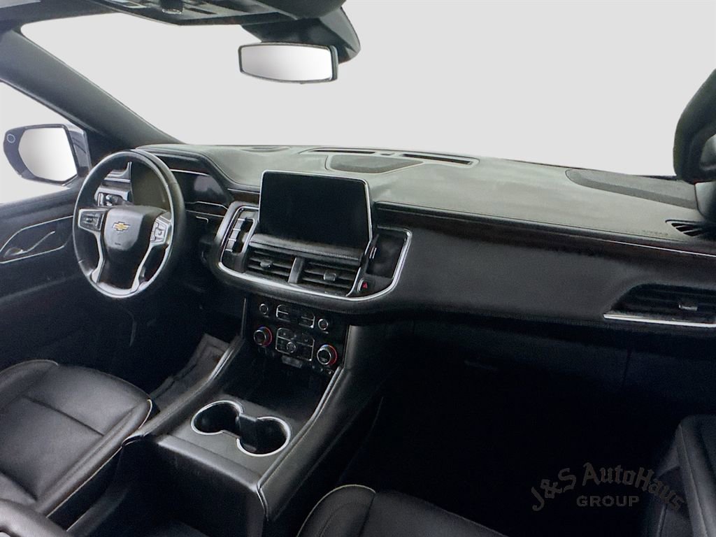 Used 2023 Chevrolet Suburban Premier AWD/4WD image 29