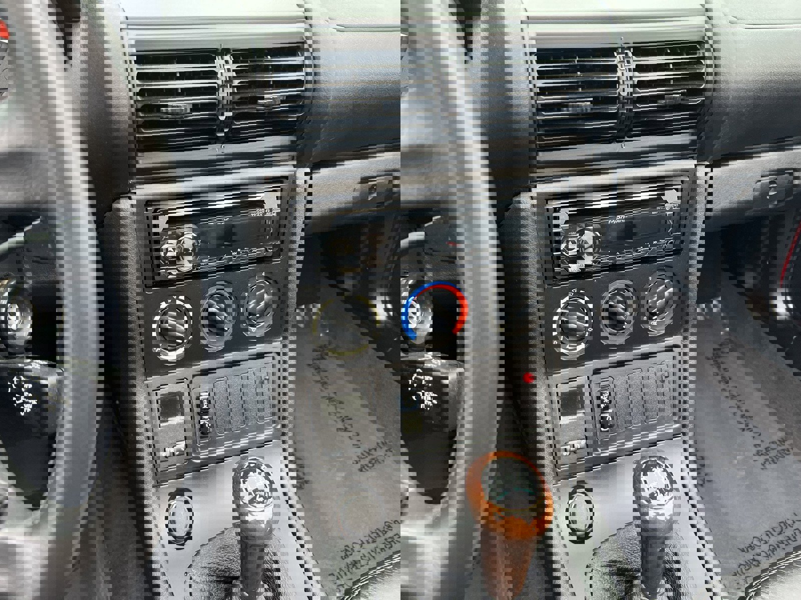 Used 1996 BMW Z3 1.9 image 22